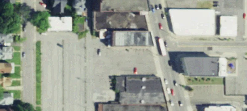 1636 Main St