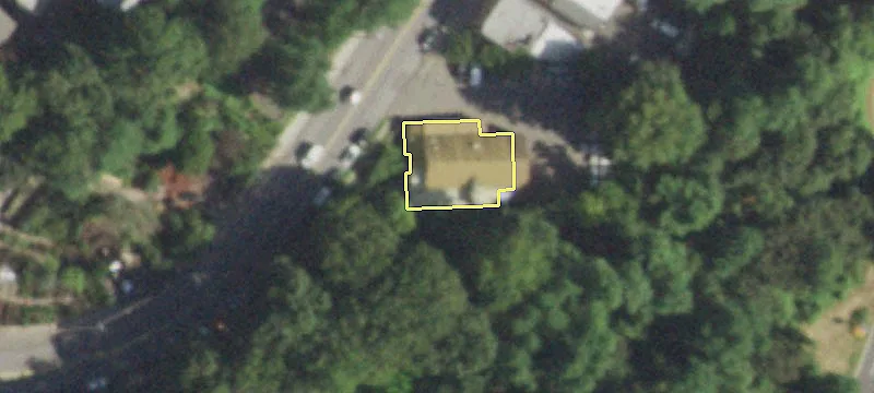 359 Mclean Ave
