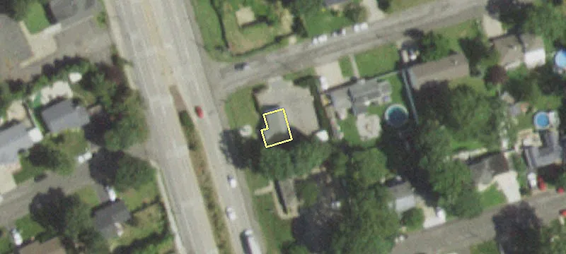 1443 Deer Park Ave