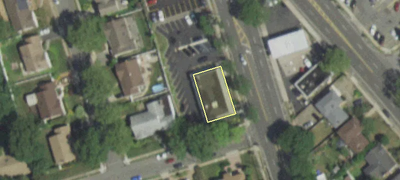 670 Merrick Ave