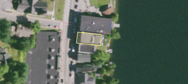 2457 Main St