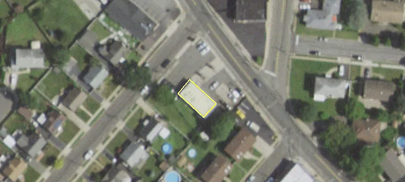 758 Main St