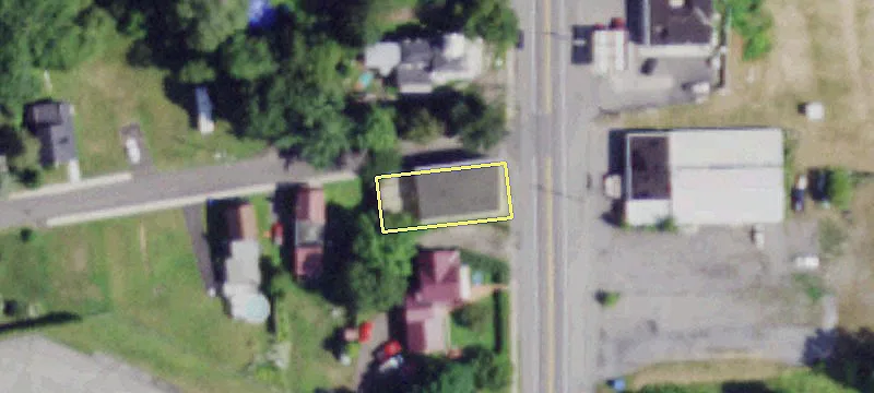 4263 Main St
