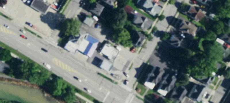 100-102 Main St