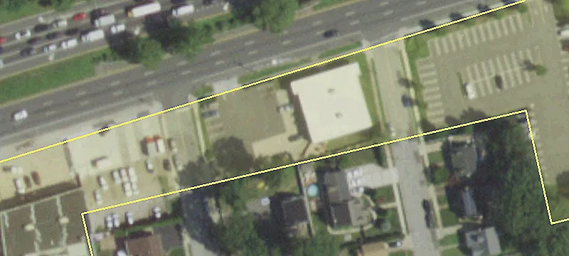 2466 Sunrise Hwy
