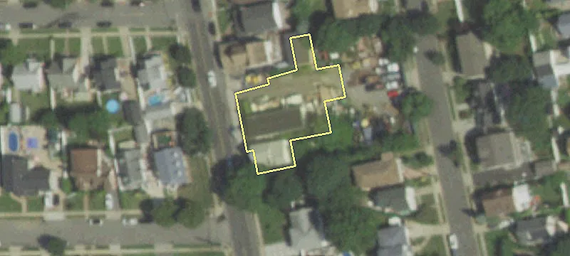 2 New Hyde Park Rd
