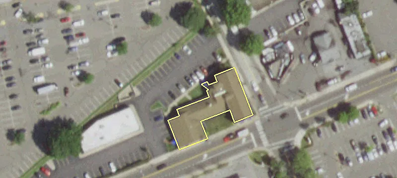 407 Ft Salonga Rd, Unit 413