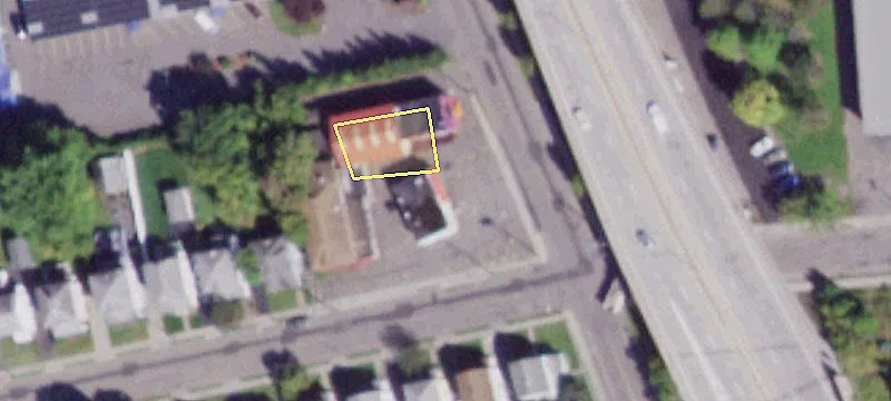 656 Riverside Dr