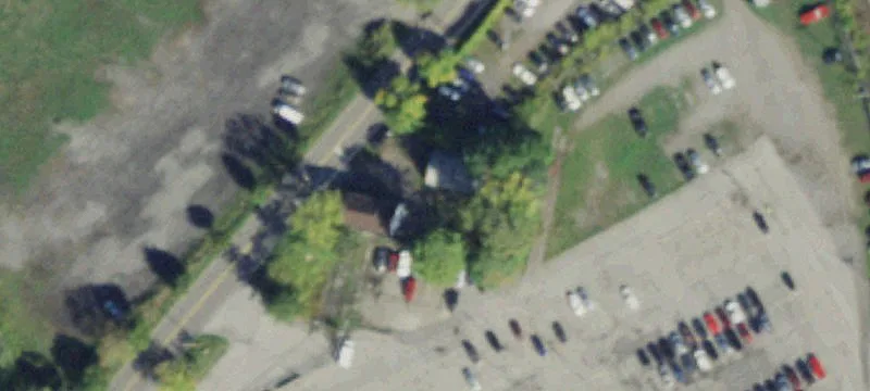 16 Cairn St