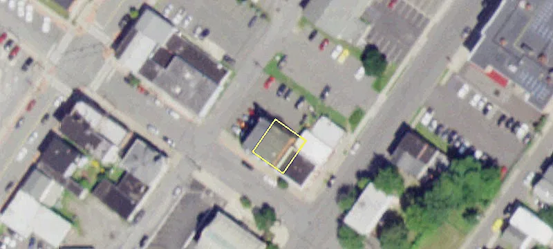 15 2nd Ave