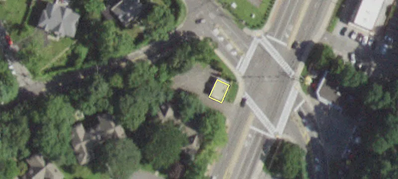 613 Central Park Ave