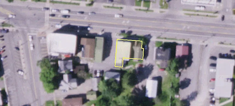 16 Main St