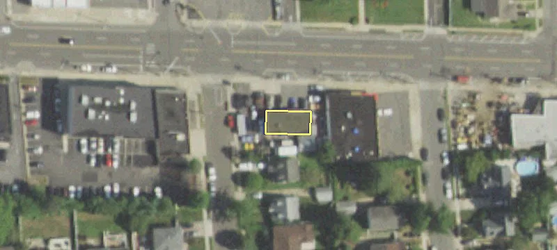 476 Merrick Rd