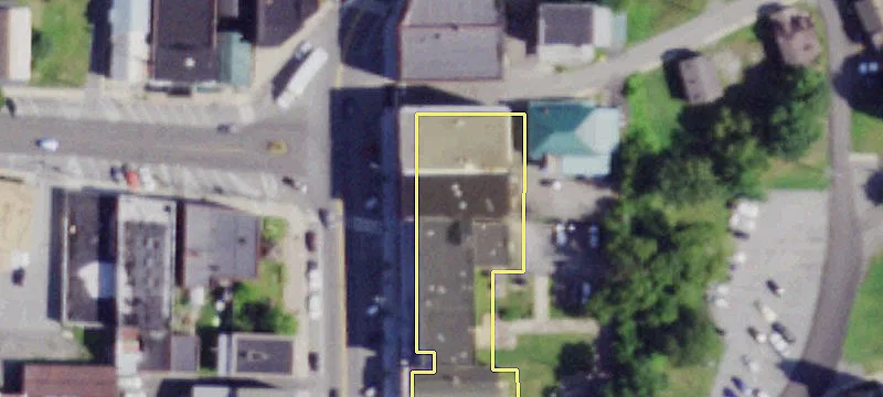 4322 Main St