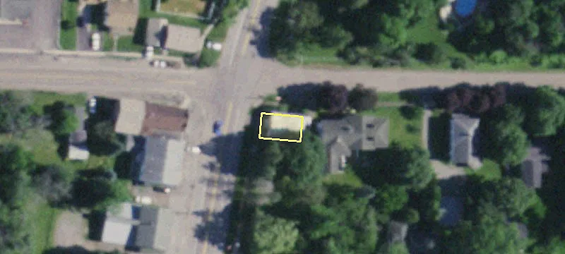 2703 Main St