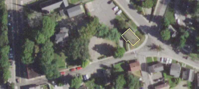 10 Hoyt St