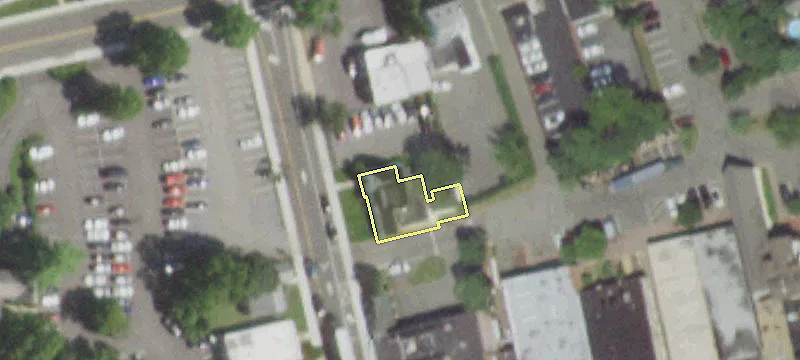 17 Bank Ave