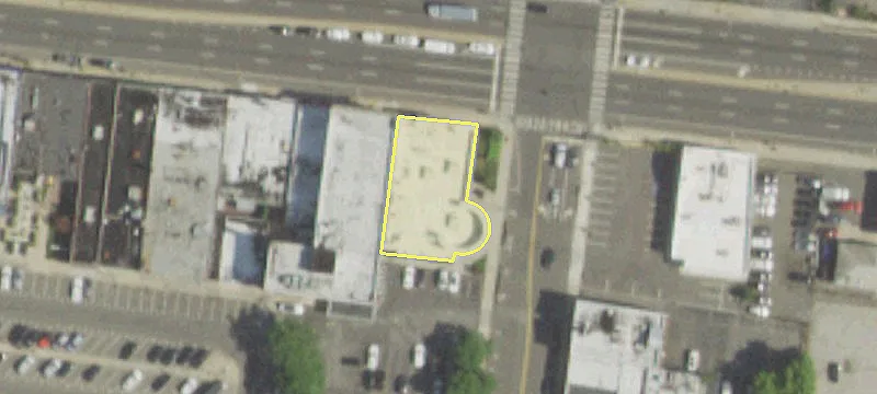 340 Sunrise Hwy