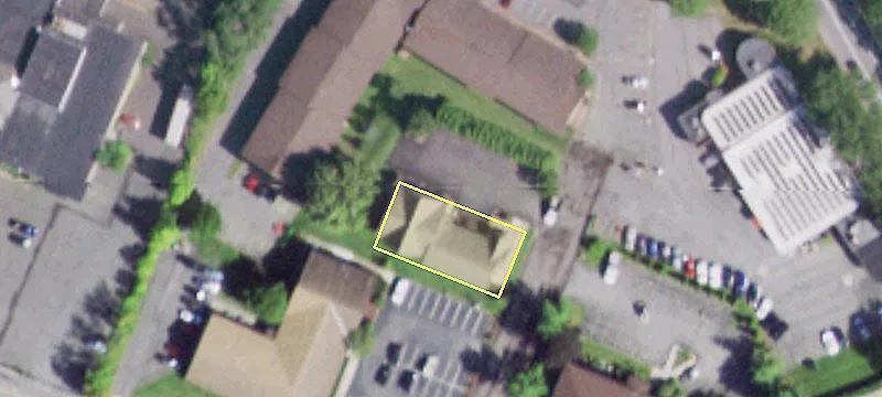 15 Taylor St