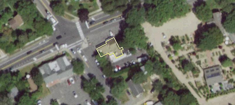 8 Montauk Hwy
