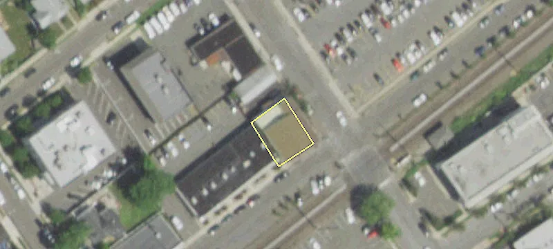 201 Irving Pl