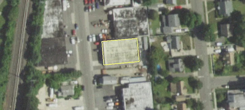 24 Midland Ave