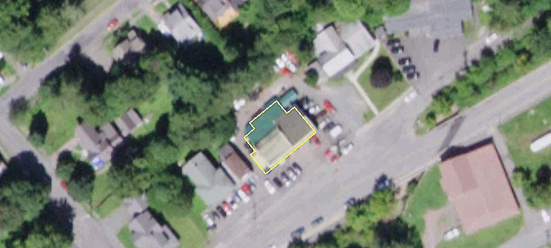885 Main St