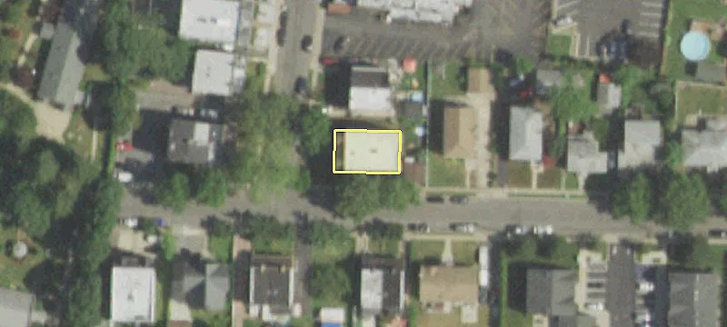 33 Kenneth Pl