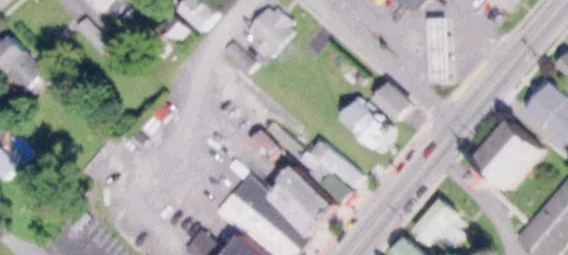 307 Main St