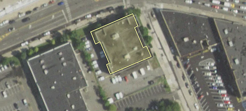 200 Fulton Ave