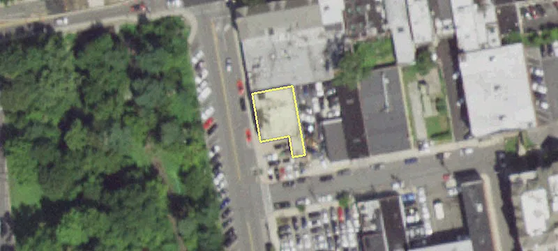 30 Paxton Ave