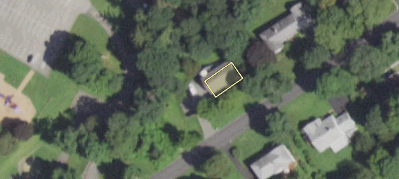86 Macy Rd
