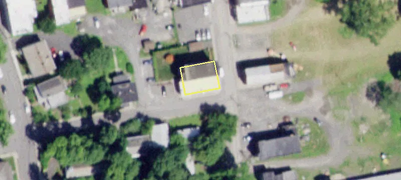 47 Riv St