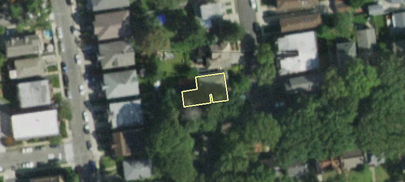 380 Sharon Ave