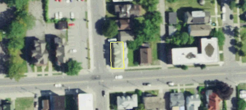 700 Pne Ave