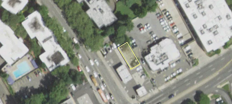 605 Northern Blvd