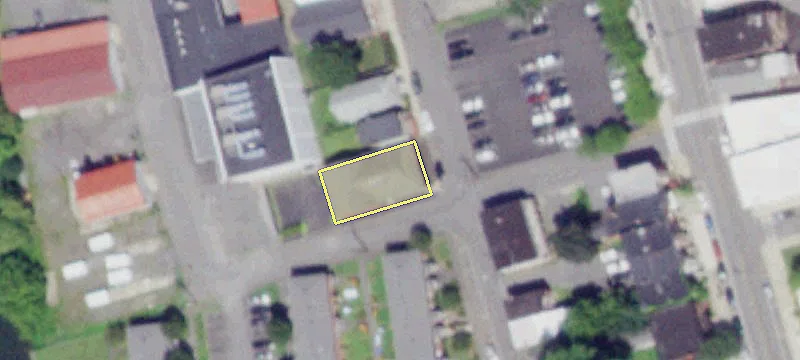 32 Bronson St