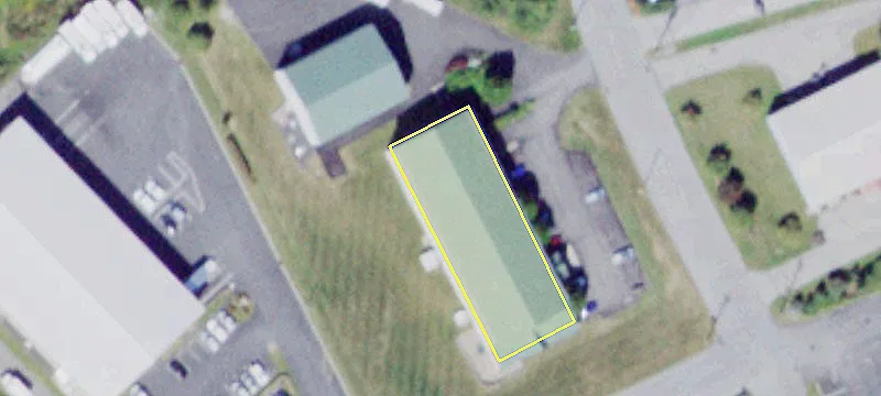 32 Elkay Dr