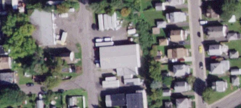 16 Diment St