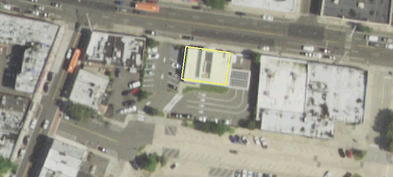 290 Merrick Rd, Unit 296