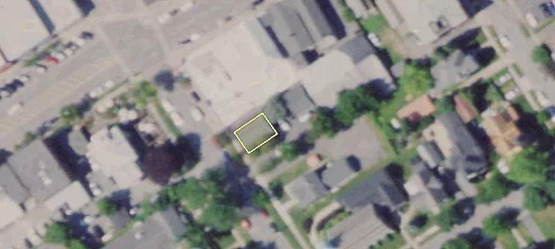 221 John St