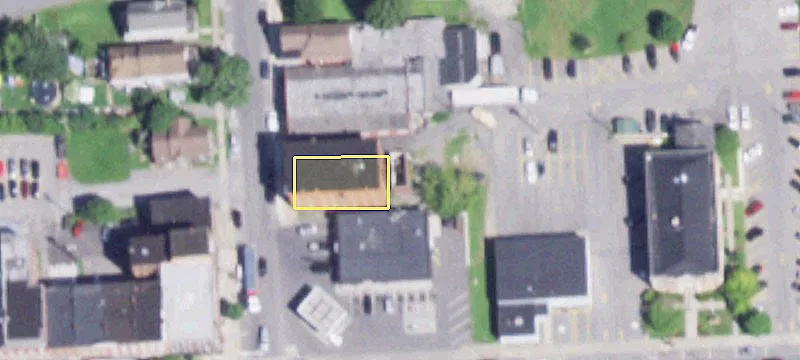 10-12 Perry St