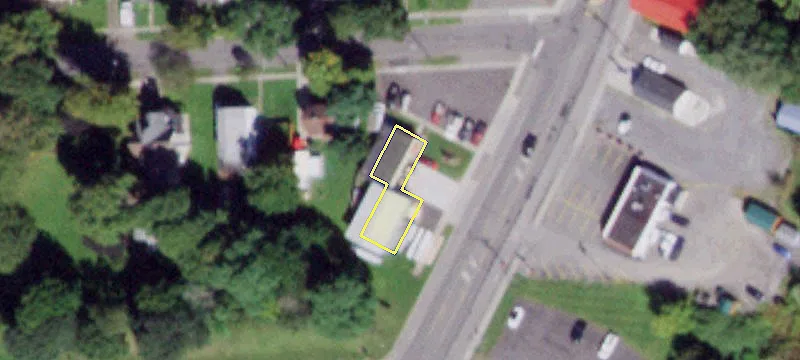 128 Main St