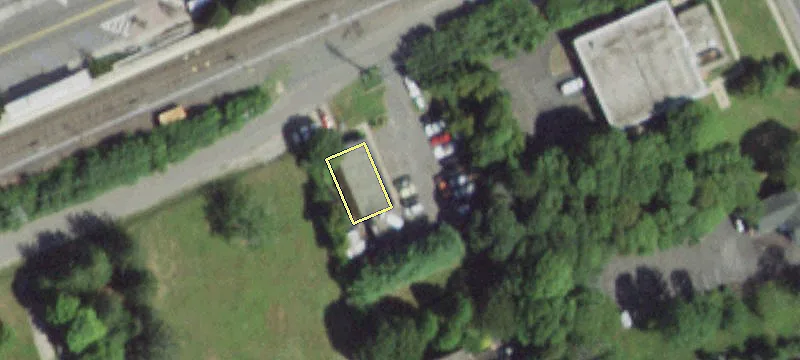 18th Ponquogue Ave