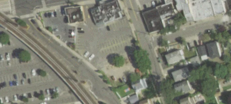 401 Randall Ave