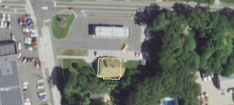 38 Montauk Hwy