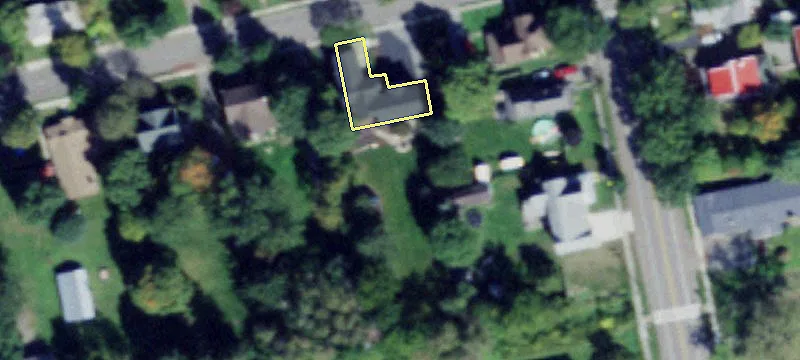 3 Davis Ave