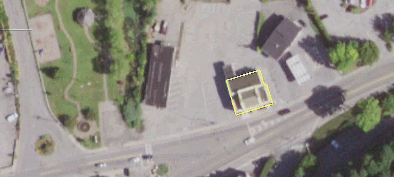 929 Lk Blvd