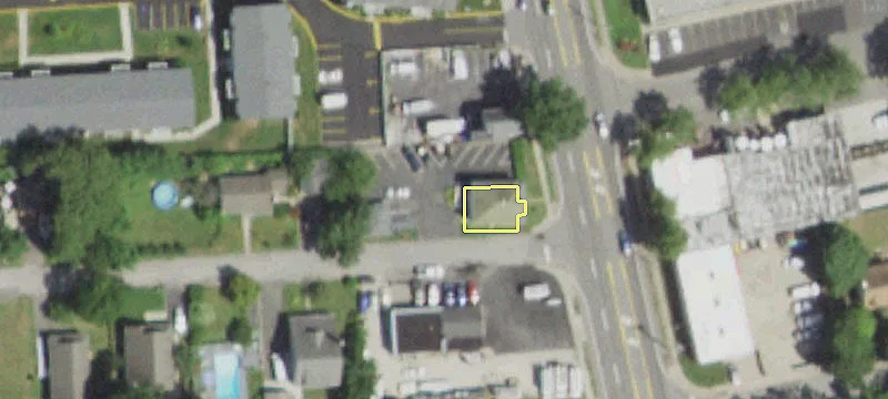 242 Waverly Ave