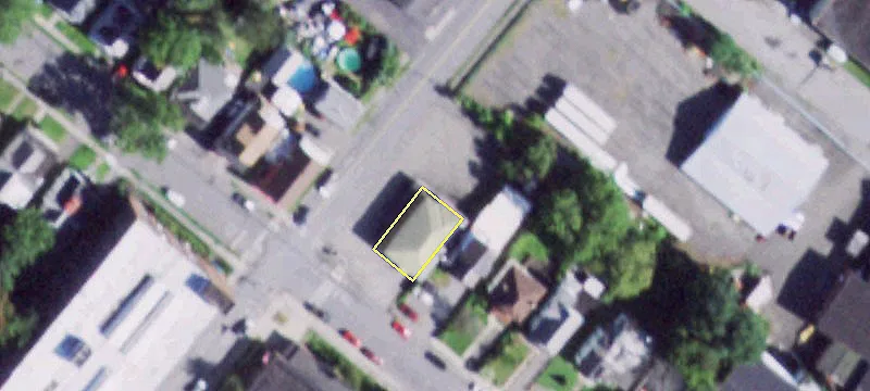 136 Smith Ave